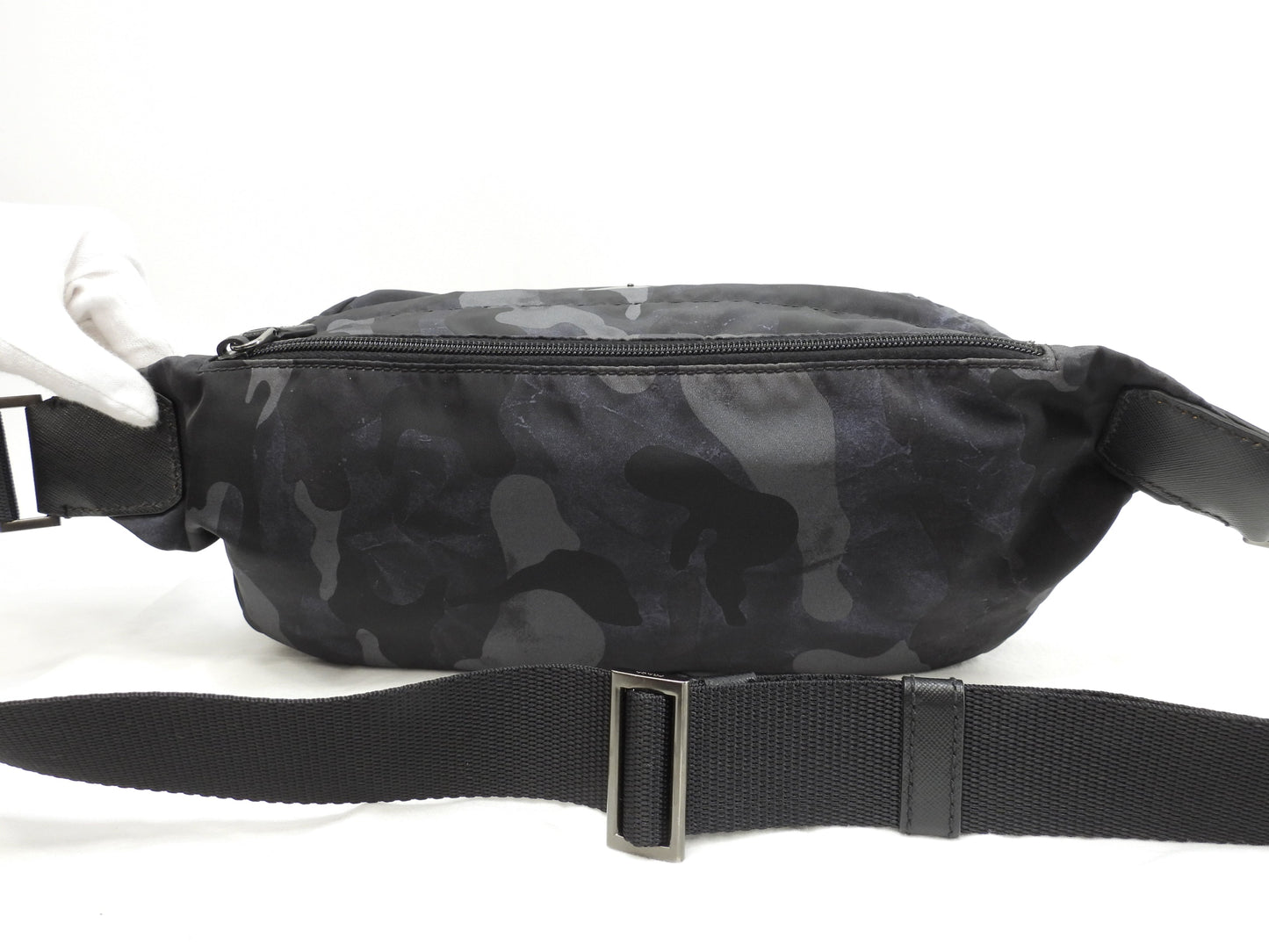 Prada Borsa a tracolla mimetica Tessuto nero/grigio/blu navy Borsa a tracolla/marsupio in condizioni eccellenti @58/C164