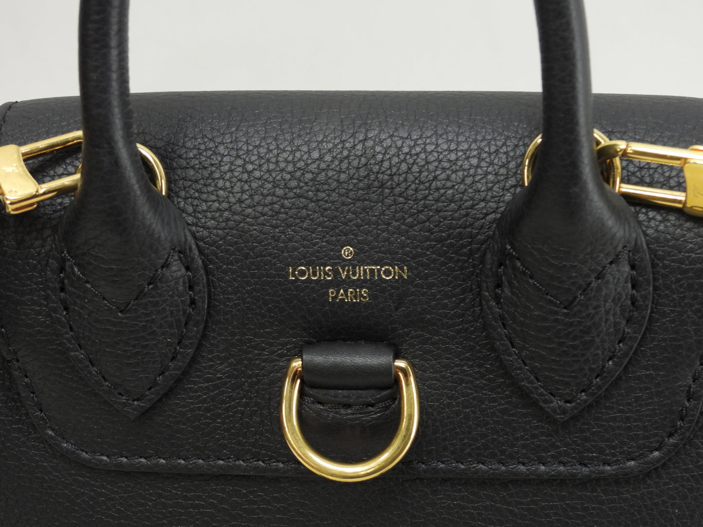 Louis Vuitton Lockme Mini M54573, full leather nero, pochette, zaino, pari al nuovo @DU0168 2