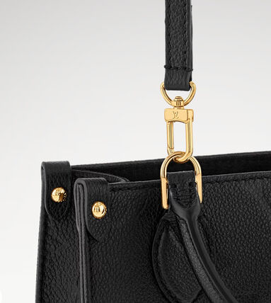 Louis Vuitton　M46993　オンザゴー BB　直営店完売