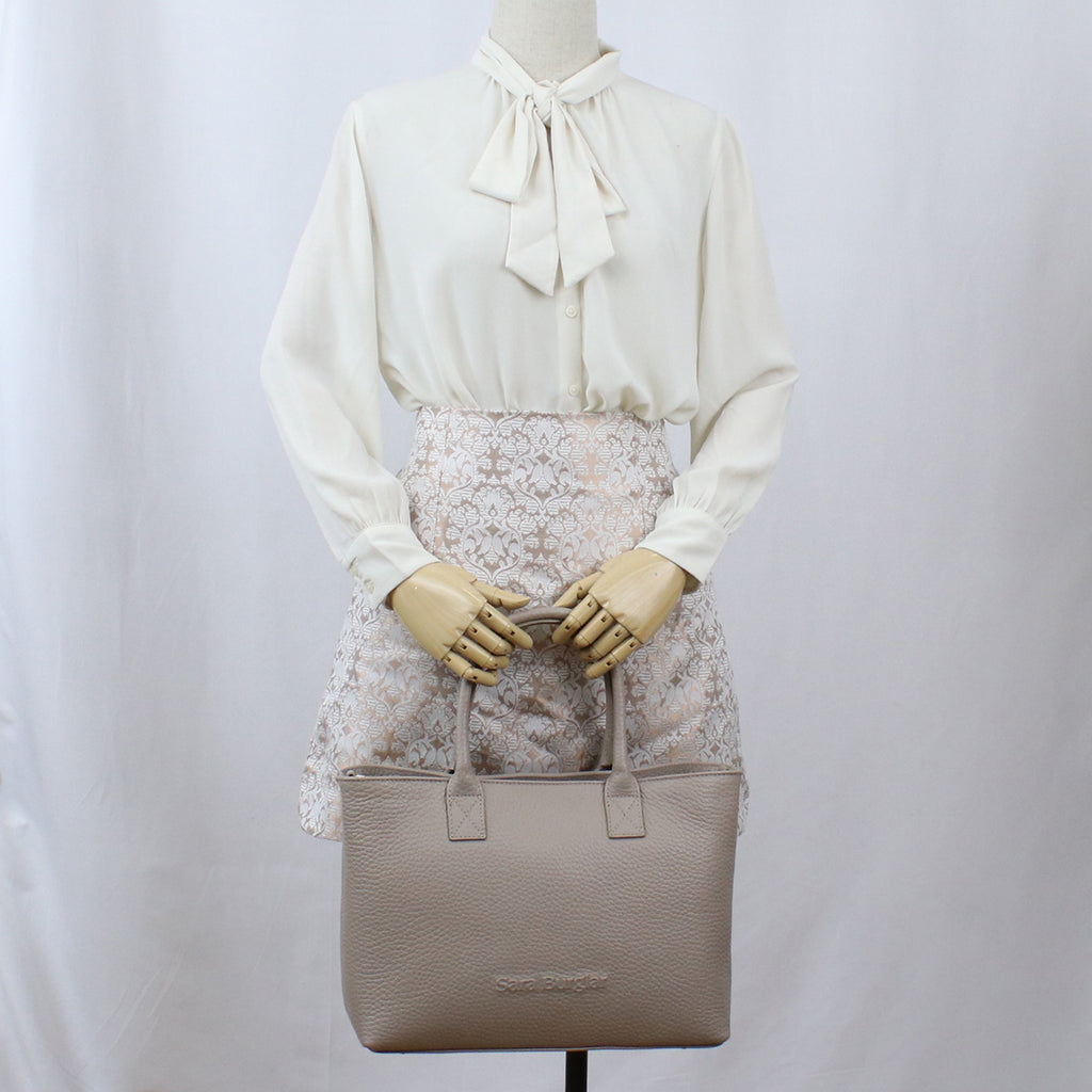 サラバーグラー Sara Burglar  トートバッグ フォーマルバッグ ブランド　075　TAUPE グレー系　bag-01