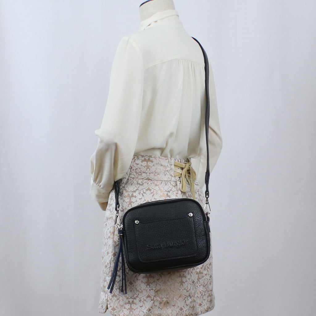 サラバーグラー Sara Burglar  斜め掛け ショルダーバッグ ブランド ロゴ　916　NERO ブラック bag-01