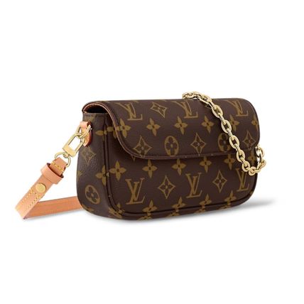 Louis Vuitton M81911ウォレット オン チェーン･アイビー