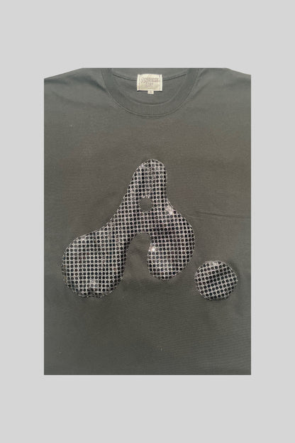 T-SHIRT CON LOGO "A"(PAILLETTES NERE)