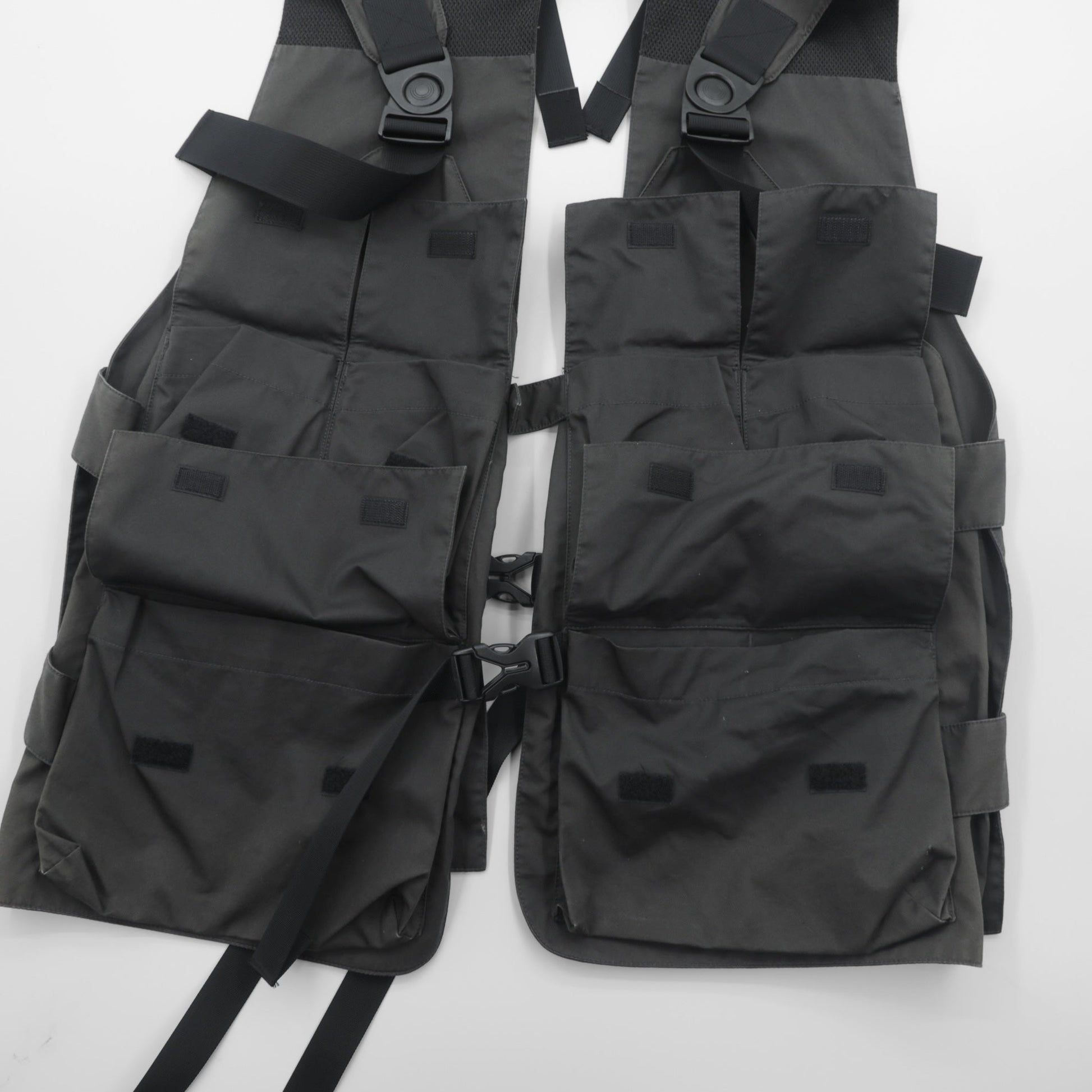meanswhile ユーティリティベスト High Density Gabardine Split Vest FREE グレー MW-JKT21108 日本製