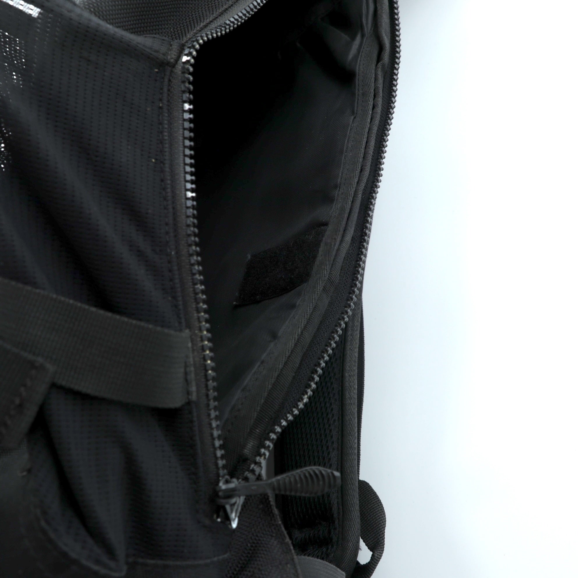 Coleman ロールトップ バックパック リュック ATLAS アトラス 33L ブラック コーデュラ ナイロン PCスリーブ CORDURA 1507