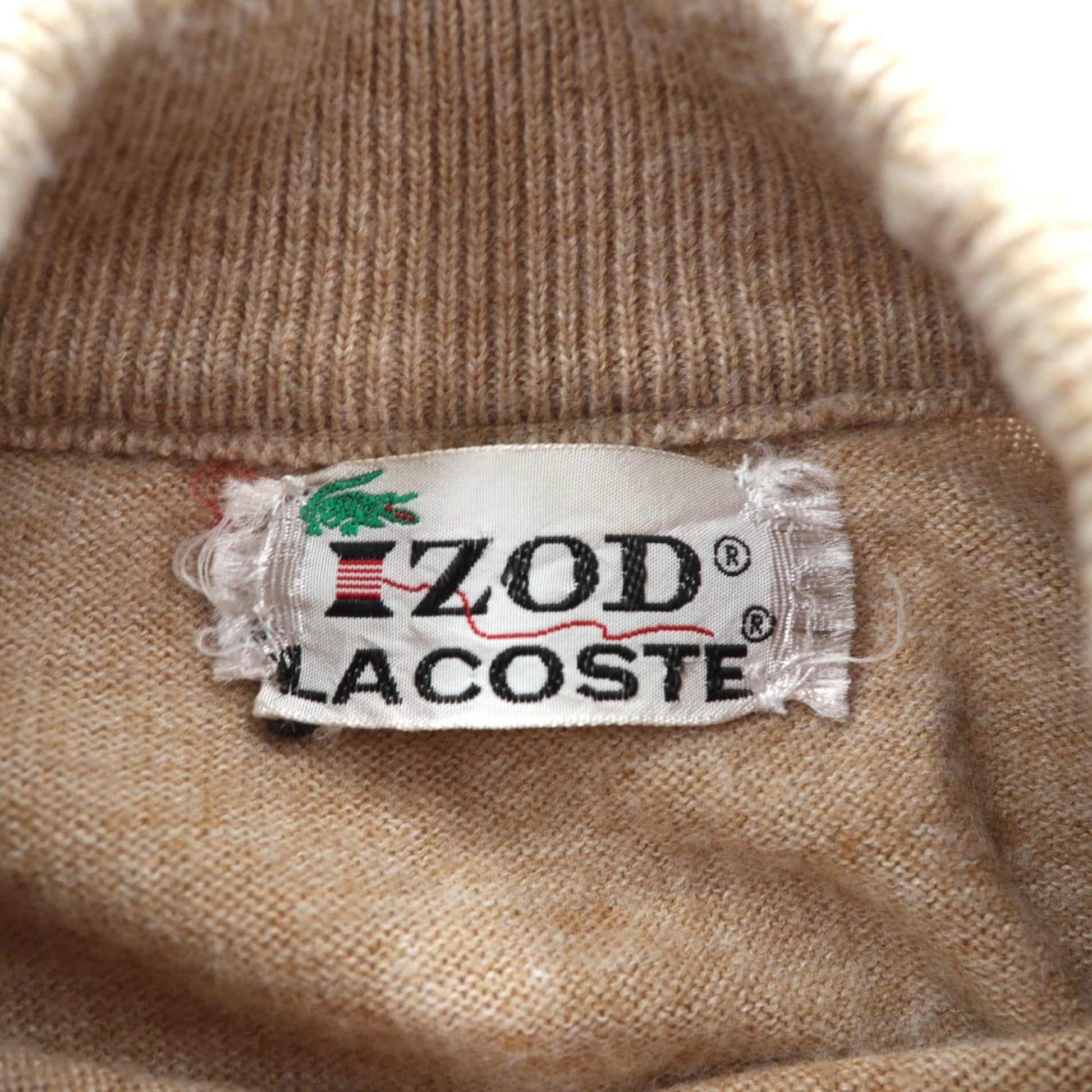 IZOD LACOSTE 70年代 モックネック ニット セーター L ベージュ ウール ワンポイントロゴ 糸巻タグ ハイネック