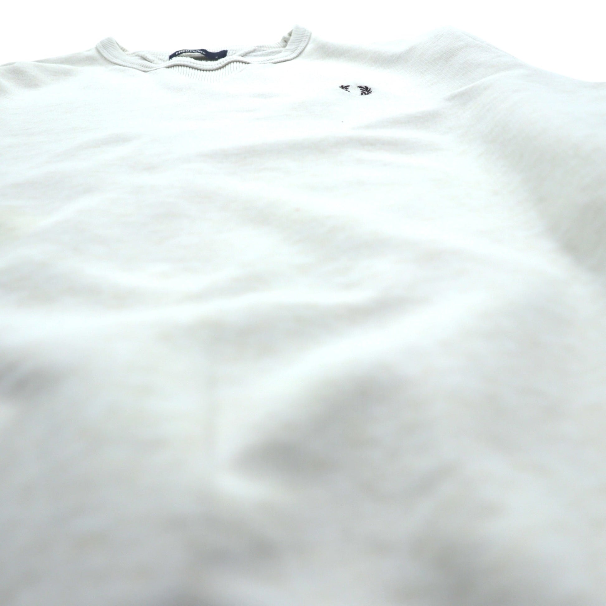 FRED PERRY 両V スウェット トレーナー S ホワイト ダメージ加工 ワンポイントロゴ M9315