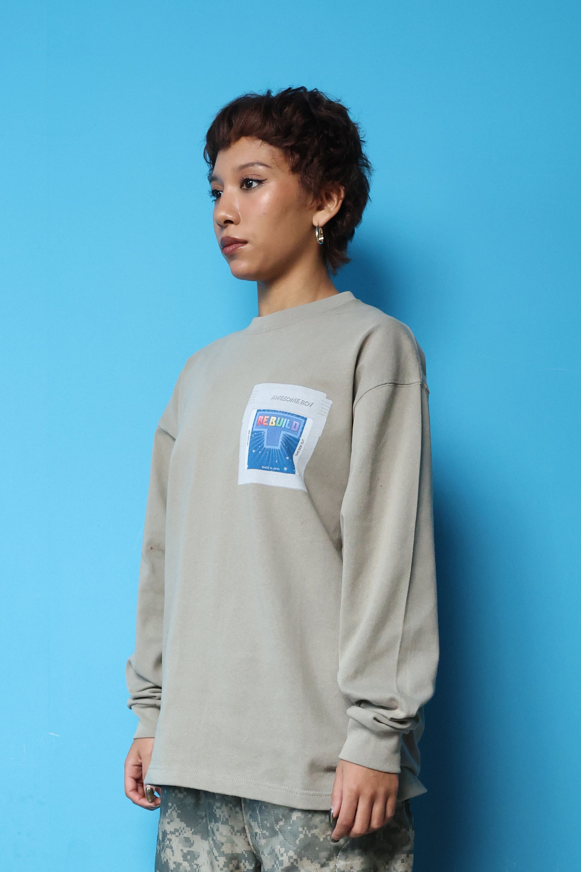 T-SHIRT A MANICHE LUNGHE REBUILD (BEIGE)