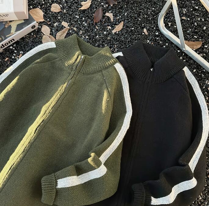 Top autunnali e invernali da uomo: maglioni, cardigan, giacche