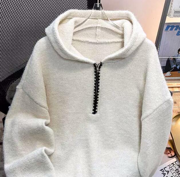 Maglie autunno/inverno, maglioni, felpe con cappuccio e cerniera da uomo. Sconto del 12% ancora per 2 giorni!