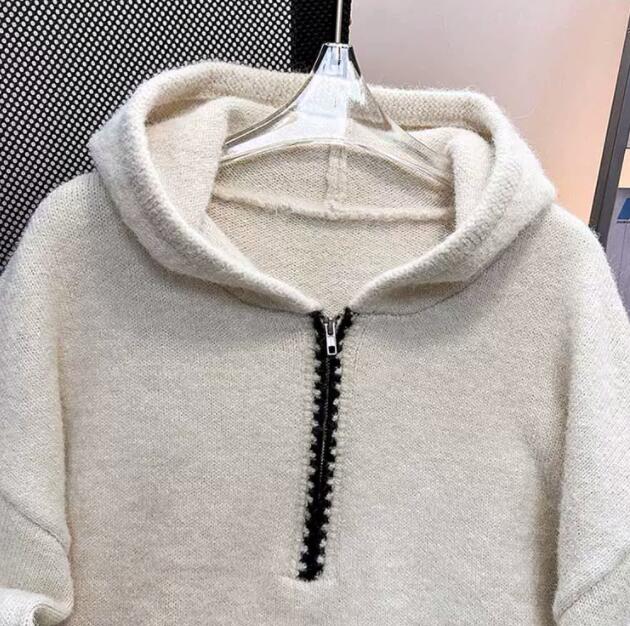 Maglie autunno/inverno, maglioni, felpe con cappuccio e cerniera da uomo. Sconto del 12% ancora per 2 giorni!