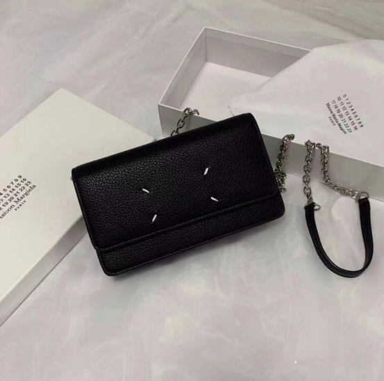 Maison Margiela 4ステッチ チェーンウォレット 長財布