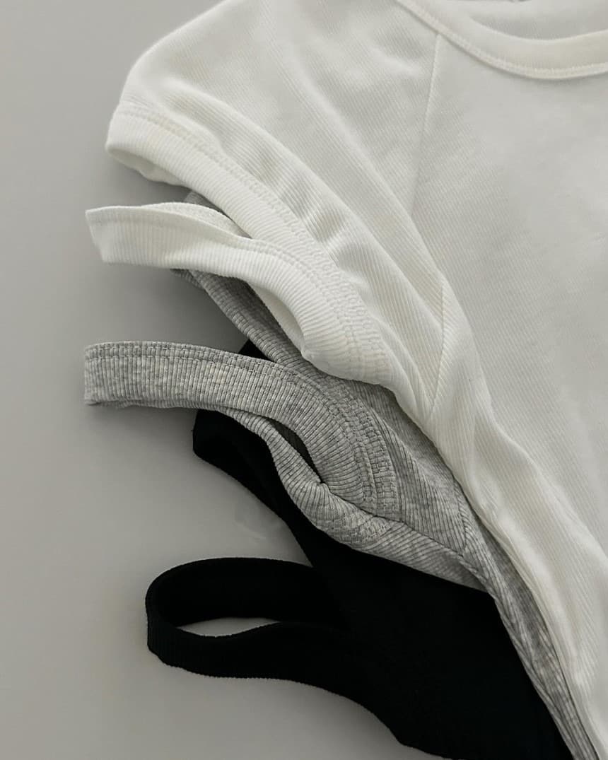 今季マストバイ デザイン 気質 　トップス Tシャツ