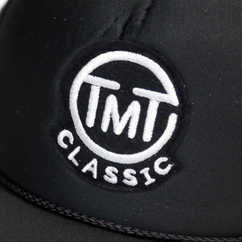 CAPPELLINO IN RETE CON LOGO A CERCHIO / NERO