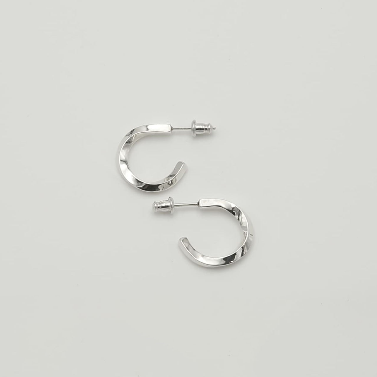 Orecchini a cerchio in argento 925 | 22-E-019