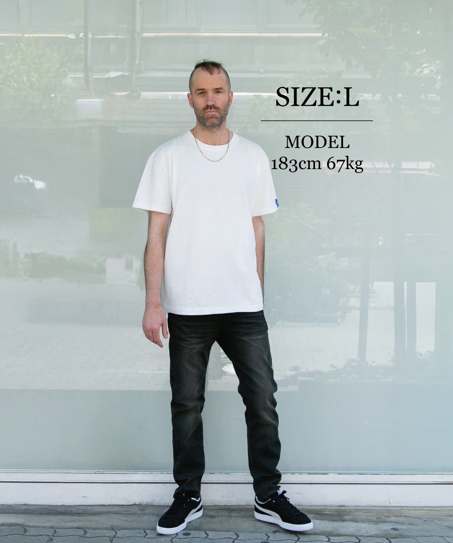 T-SHIRT A MANICHE CORTE STANDARD IN JERSEY DI COTONE ASCIUTTO