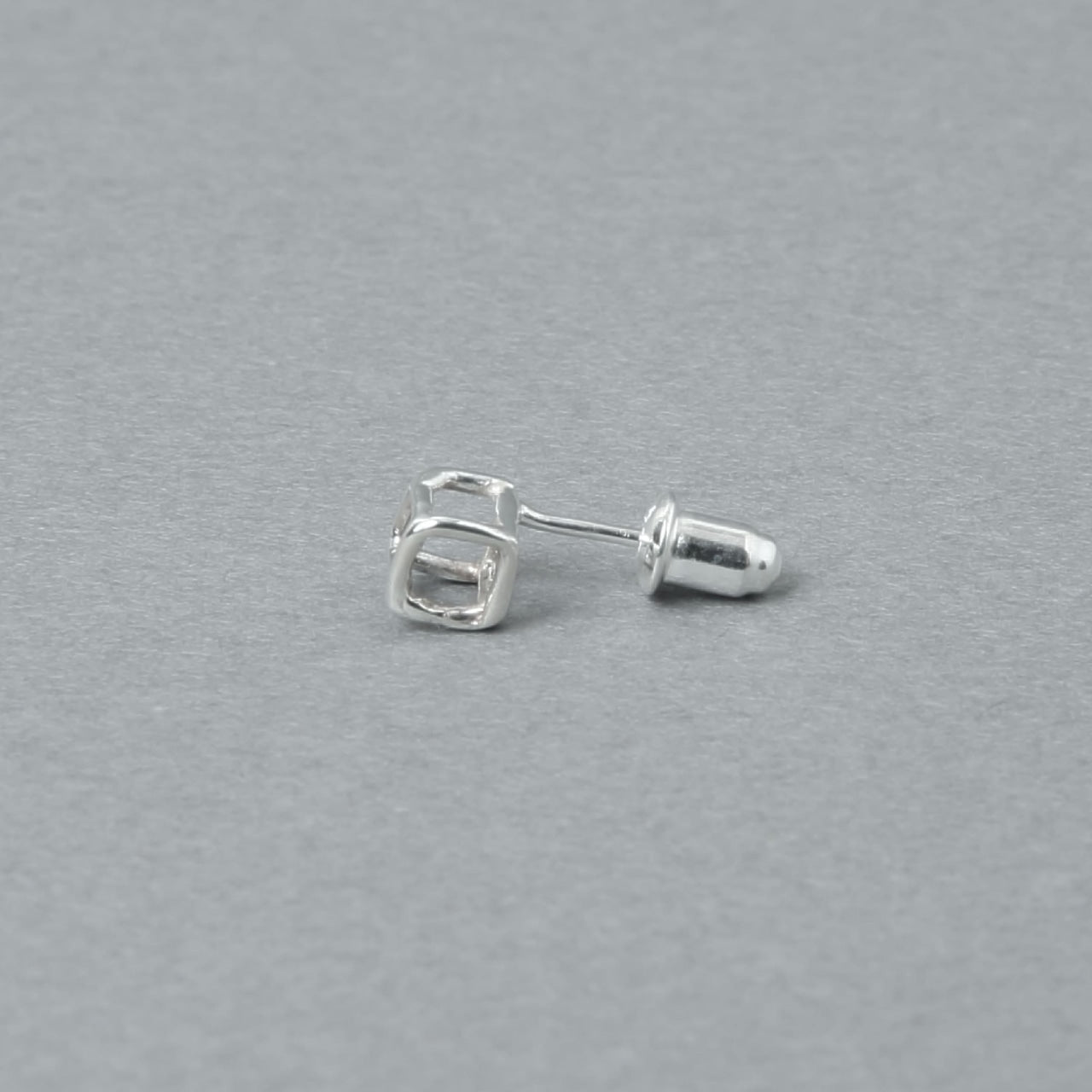 Orecchini in argento 925 | Quadrati da 5mm | 23-E-022