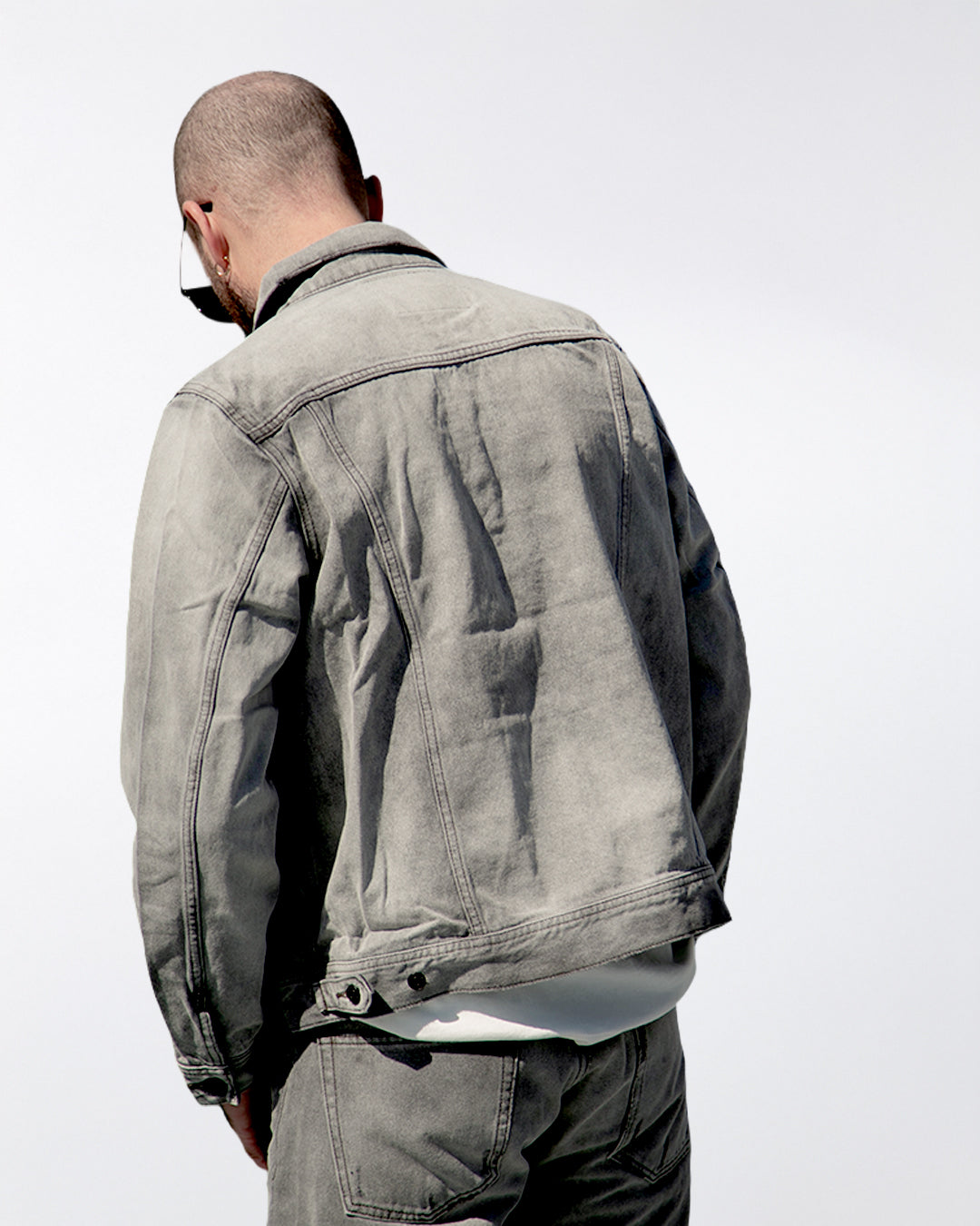 12oz SOFT BLACK DENIM TRUCKER JACKET