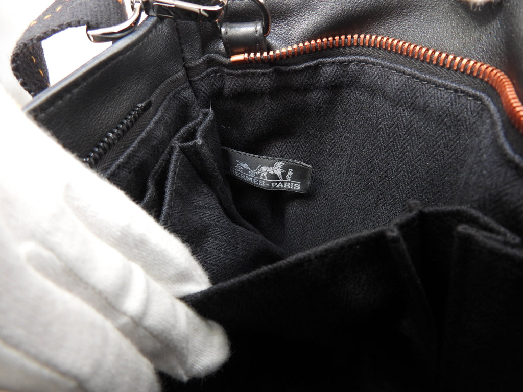 Hermès Caravan Horizontal PM in pelle nera, borsa a tracolla/borsa a mano @ 42