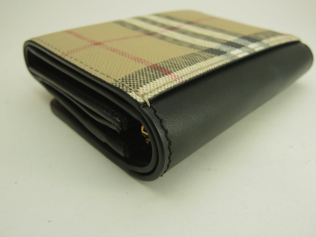 Burberry Portafoglio Compatto a Quadri in PVC/Pelle Portafoglio a 3 ante Piccolo Portafoglio Inutilizzato@MDICSSTU75CHI