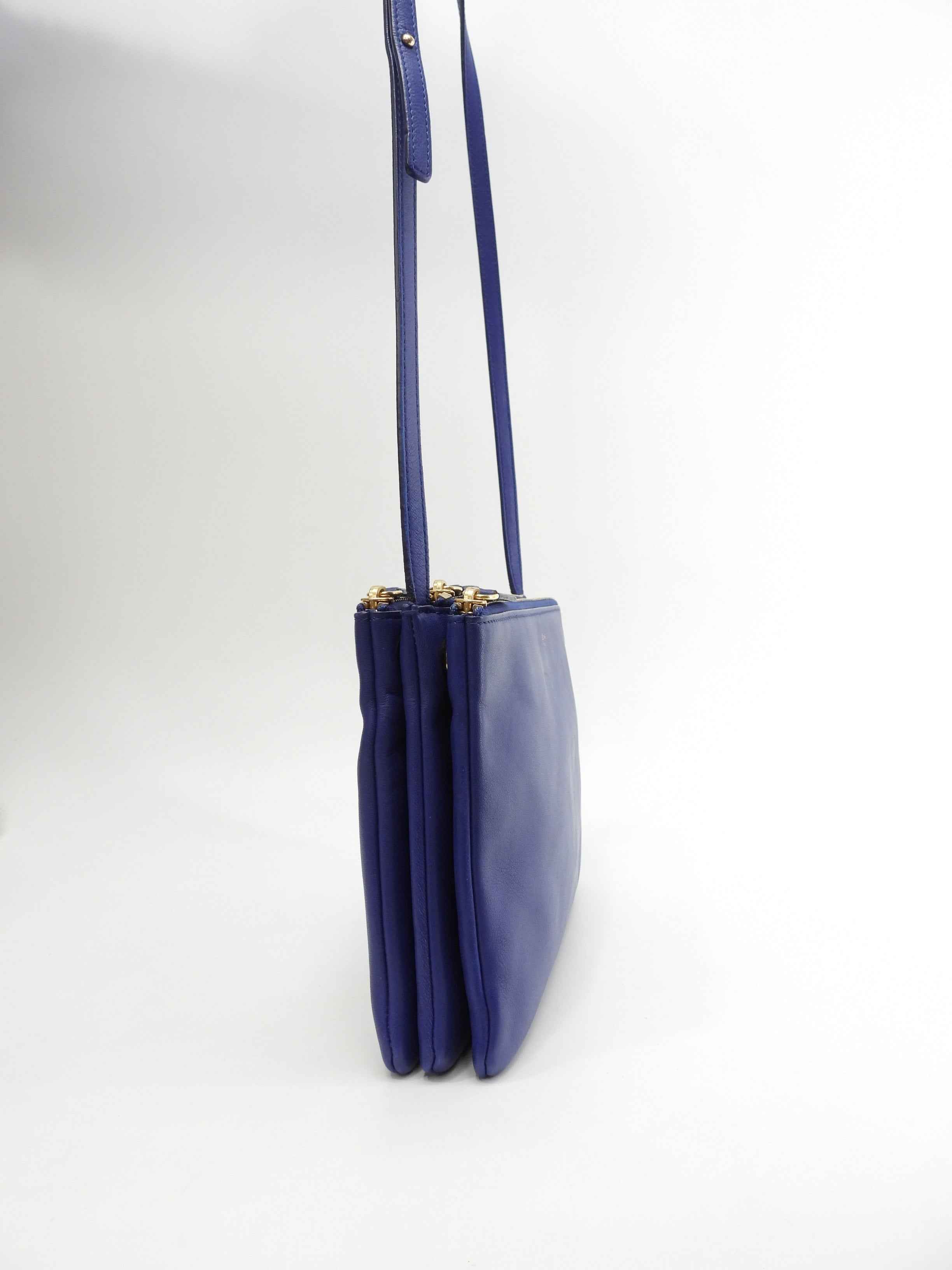 Celine Trio Large in pelle liscia blu con hardware dorato Borsa a tracolla @W-LA-0174
