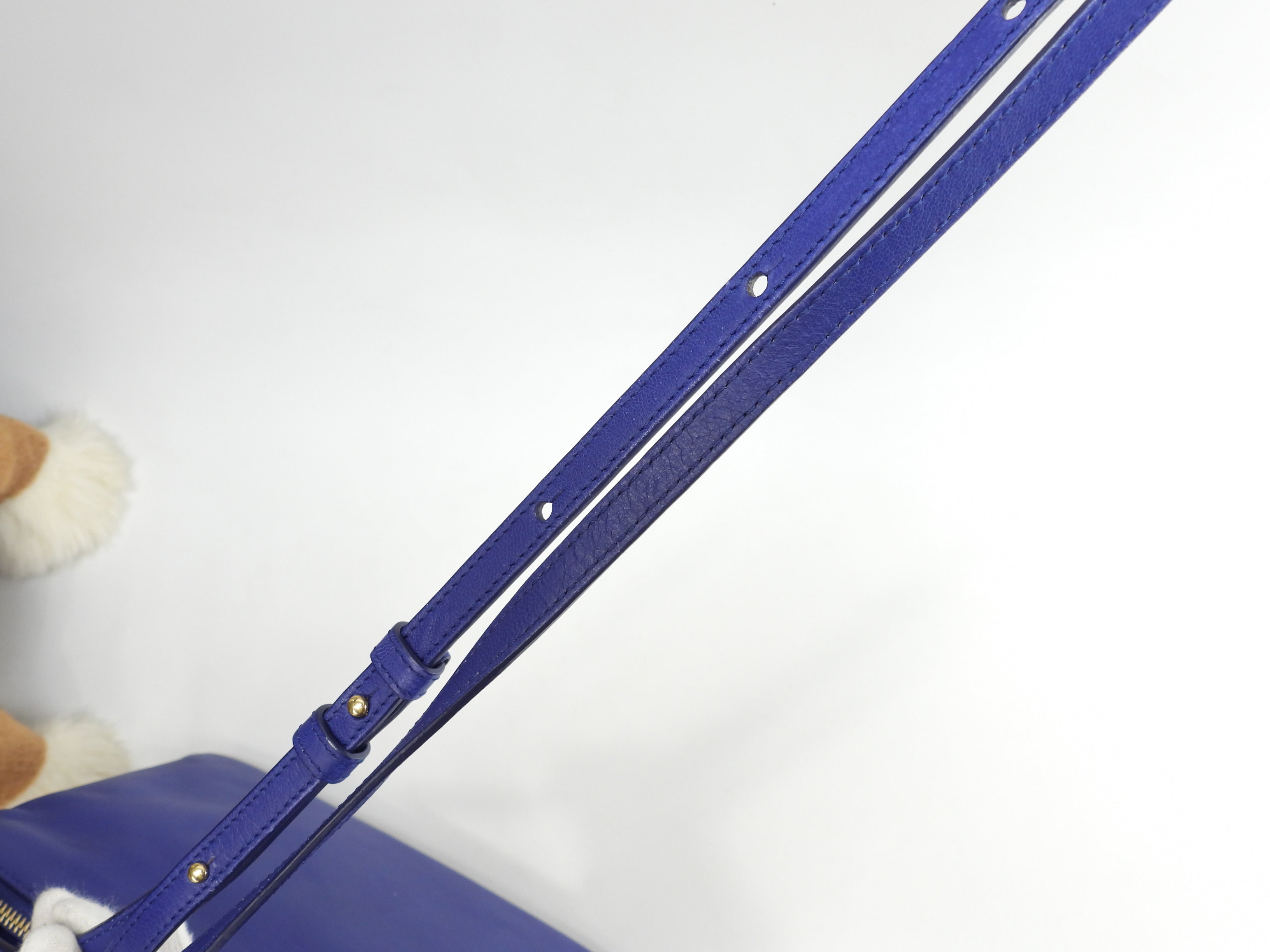 Celine Trio Large in pelle liscia blu con hardware dorato Borsa a tracolla @W-LA-0174