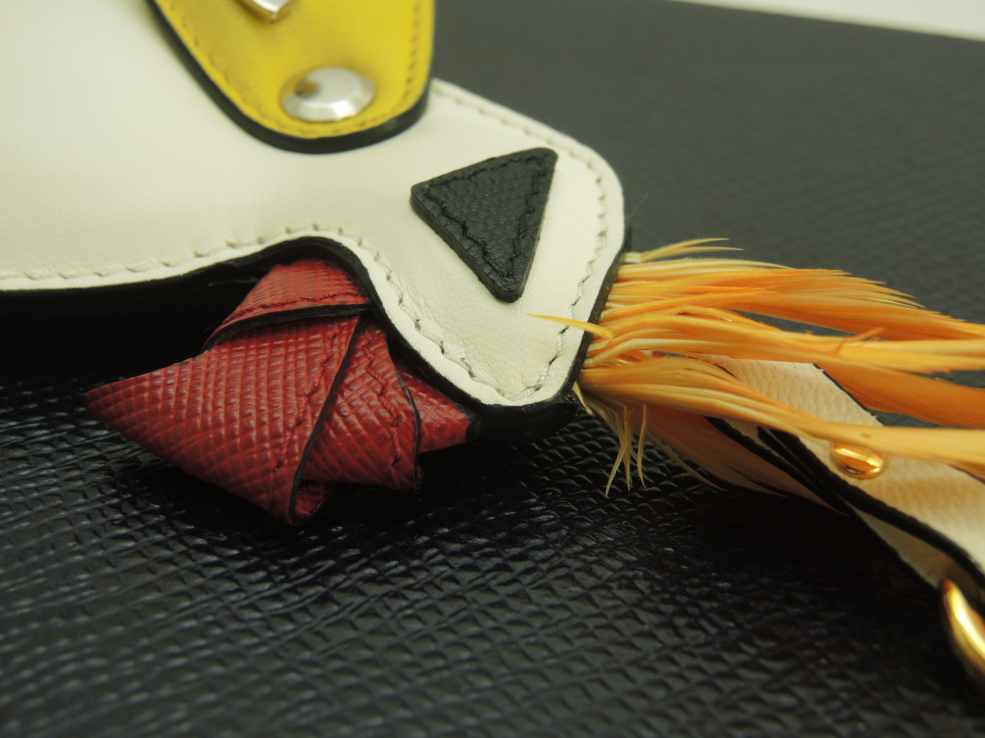 プラダ バッグチャーム 鳥 レザー白黄 キーリング大 レア 未使用@ 5