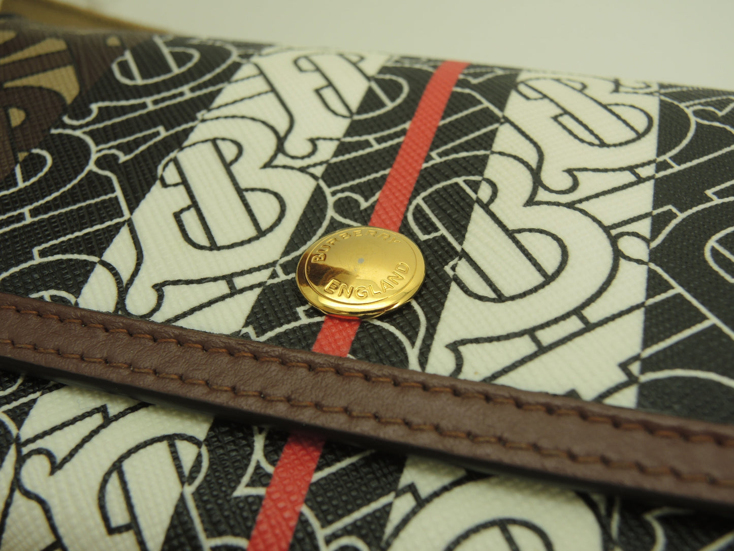 BURBERRY Portafoglio lungo a 2 ante Halton Flap TB in PVC pelle marrone e bianco Long Wallet Ottime condizioni@ROPELFIO71SEB