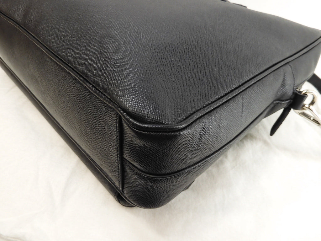 Valigetta Prada con astuccio staccabile in pelle Saffiano nera, portadocumenti@164