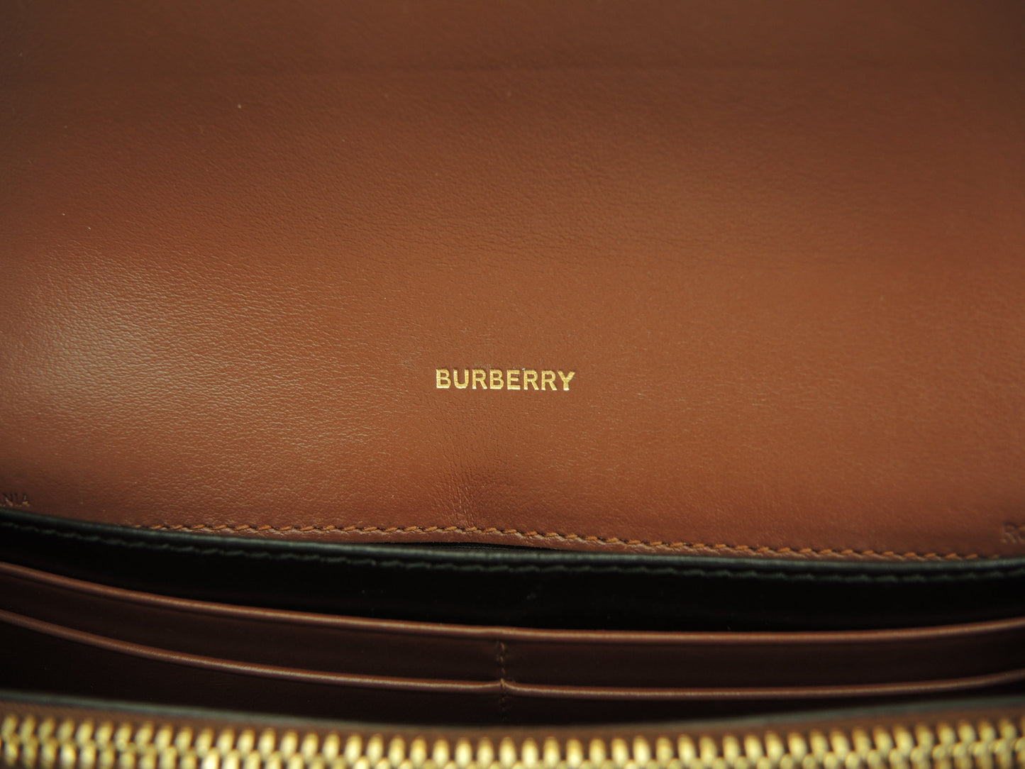 BURBERRY Portafoglio lungo a 2 ante Halton Flap TB in PVC pelle marrone e bianco Long Wallet Ottime condizioni@ROPELFIO71SEB