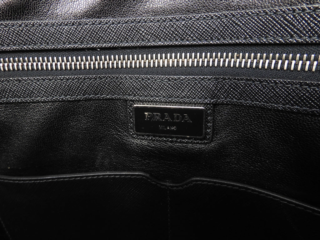 Valigetta Prada con astuccio staccabile in pelle Saffiano nera, portadocumenti@164