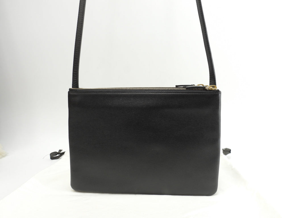 Celine Trio Large in pelle martellata nera con hardware dorato, borsa a tracolla, pochette, condizioni eccellenti@W-GA-3117