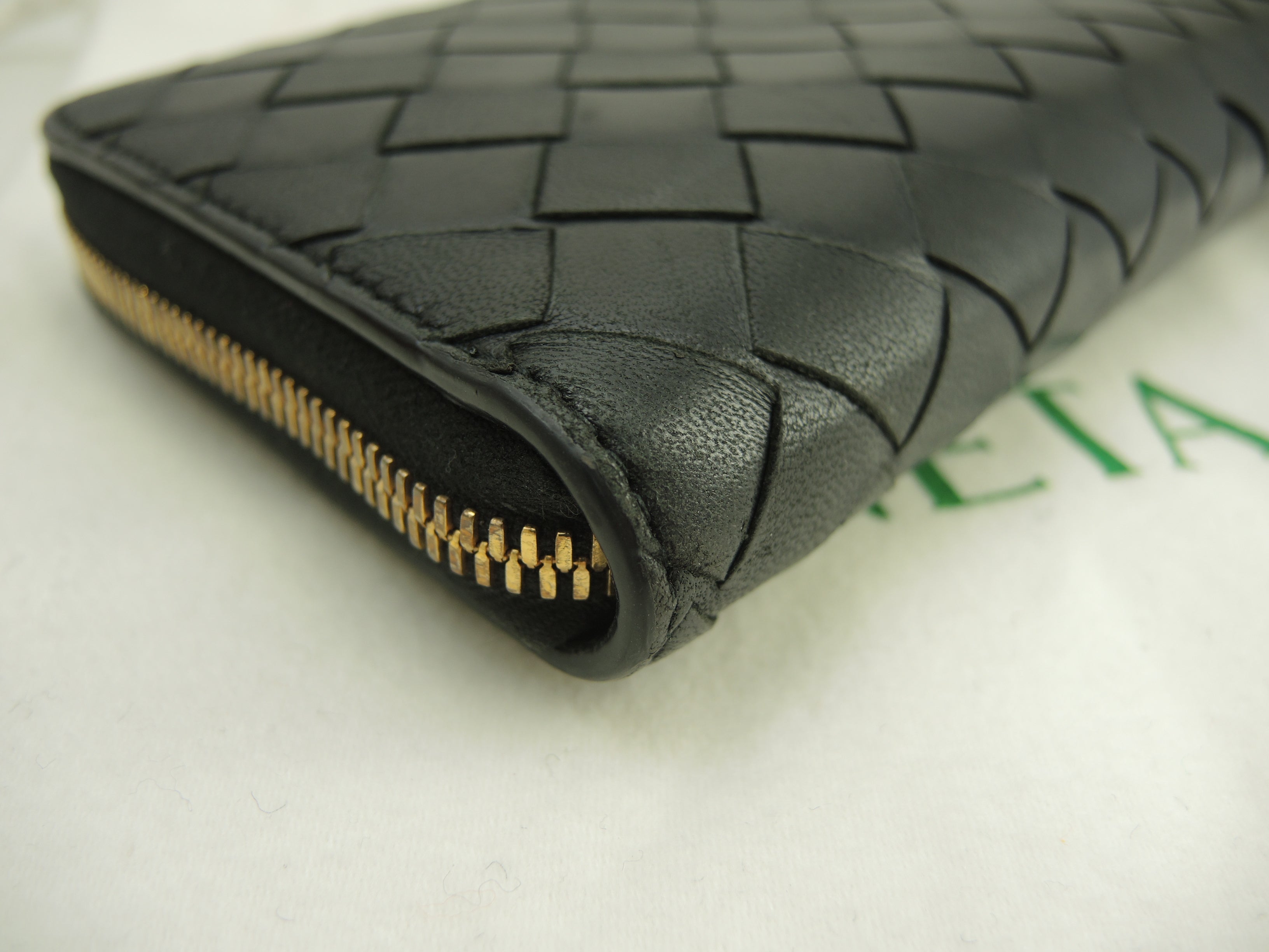 Bottega Veneta Portafoglio Lungo Interno Intrecciato Pelle Nera Metallo Dorato Cerniera Ottime Condizioni @P01382803B