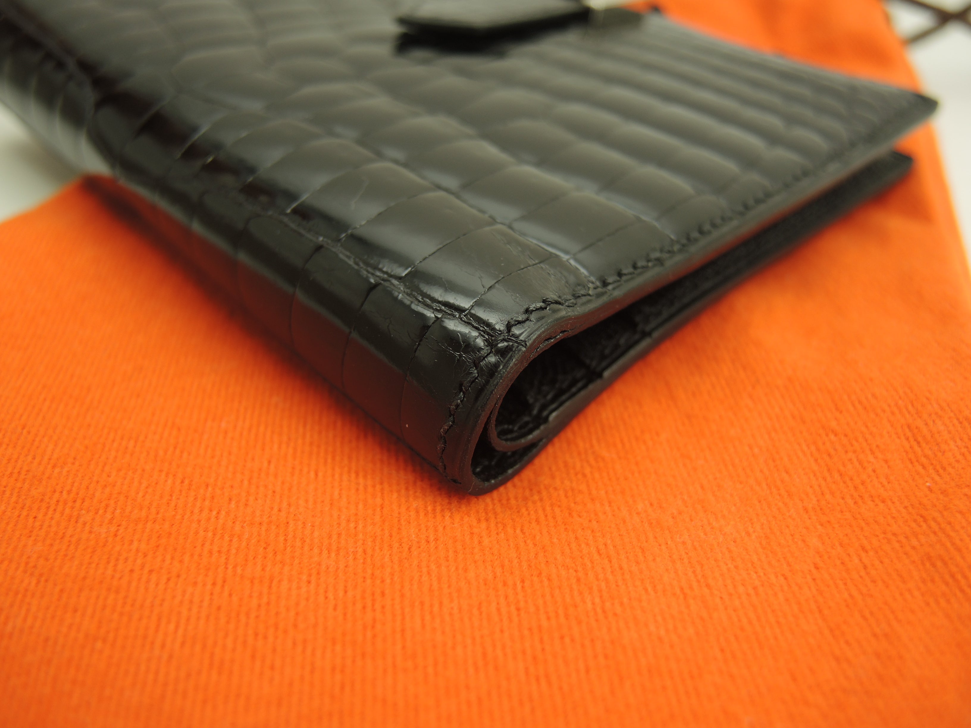 エルメス ベアンコンパクト クロコニロティカス 黒 コンパクトウォレット 2折財布 極美品@□R