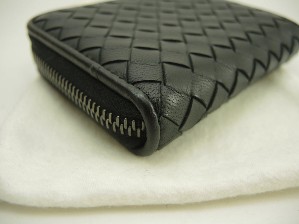 Bottega Veneta Portamonete zip around in pelle nera Intrecciato Ottime condizioni @S02035190N