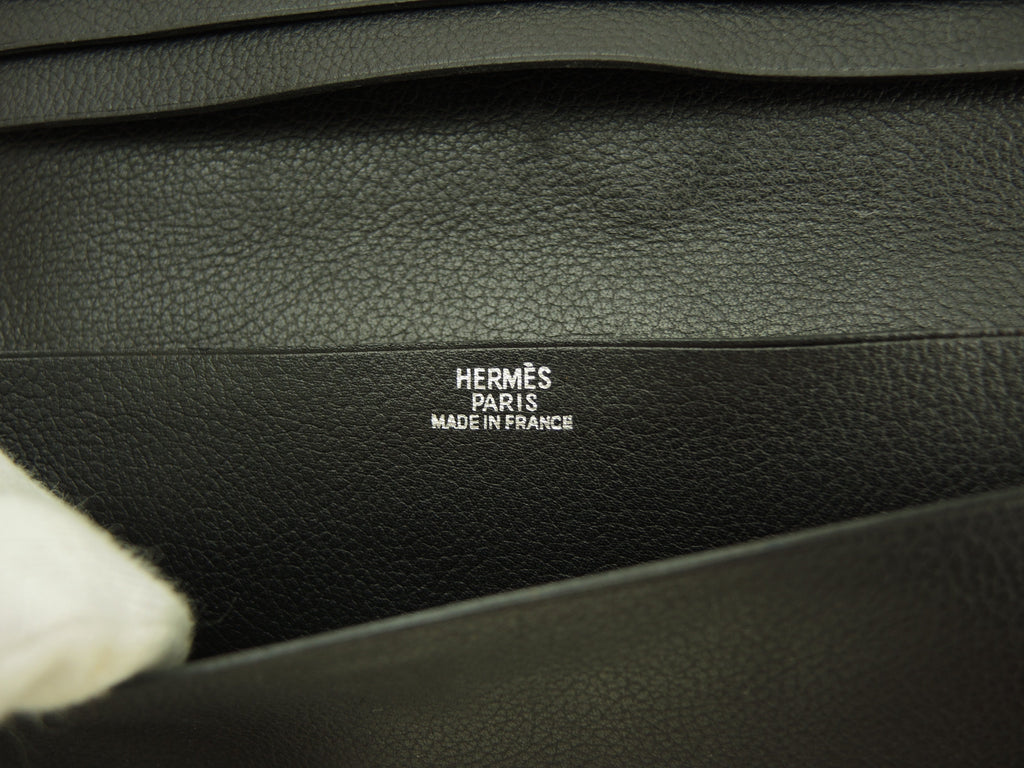 Hermès MC2 Fleming Portafoglio lungo bifold con scomparti, in pelle Vache Chamonix nera @□R