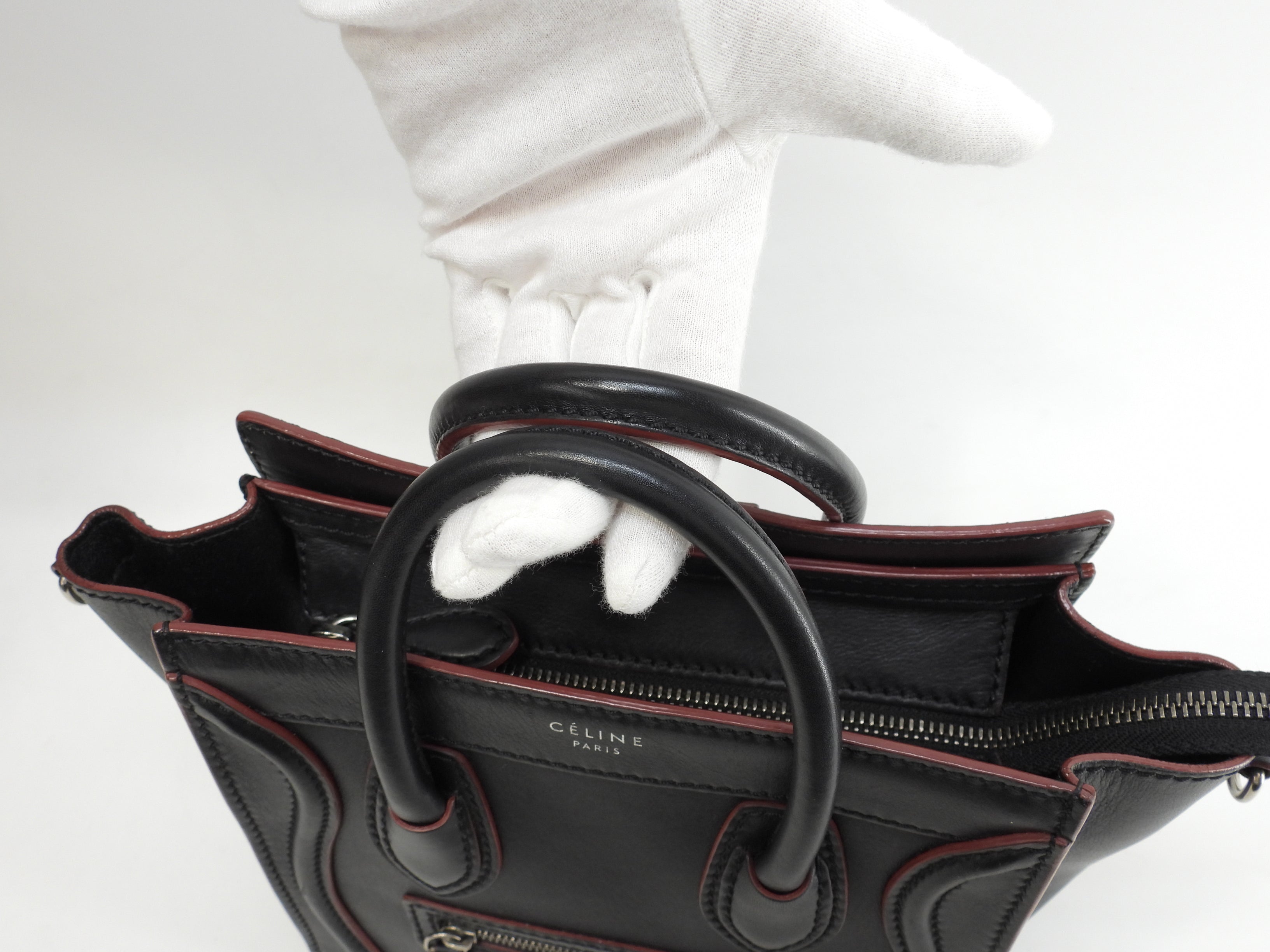 Celine Luggage Nano in pelle liscia, nero bordeaux, pochette, mini borsa a mano, ottime condizioni @W-ZP-0172