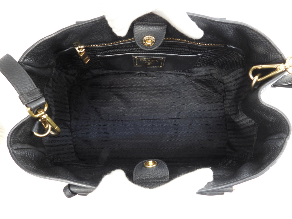 Prada borsa a mano con tracolla, pelle Taurillon nera, borsa tote interna, ottime condizioni @165