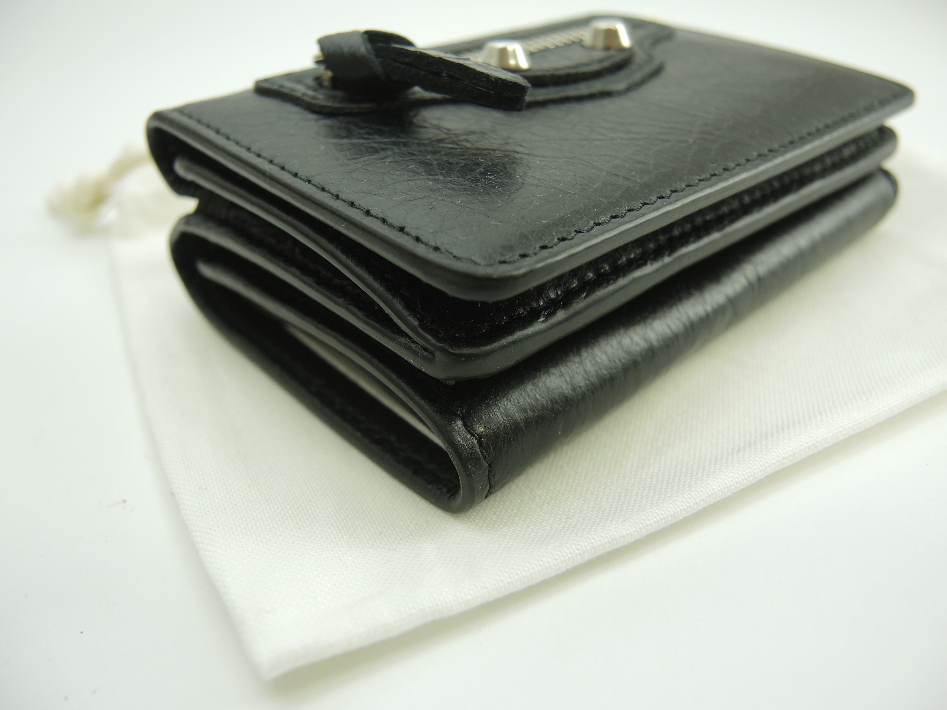 Balenciaga Mini Portafoglio Classico in Pelle Nera, Compatto, Nuovo di zecca @ 1