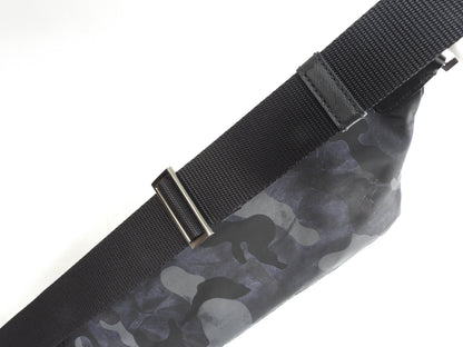 Prada Borsa a tracolla mimetica Tessuto nero/grigio/blu navy Borsa a tracolla/marsupio in condizioni eccellenti @58/C164