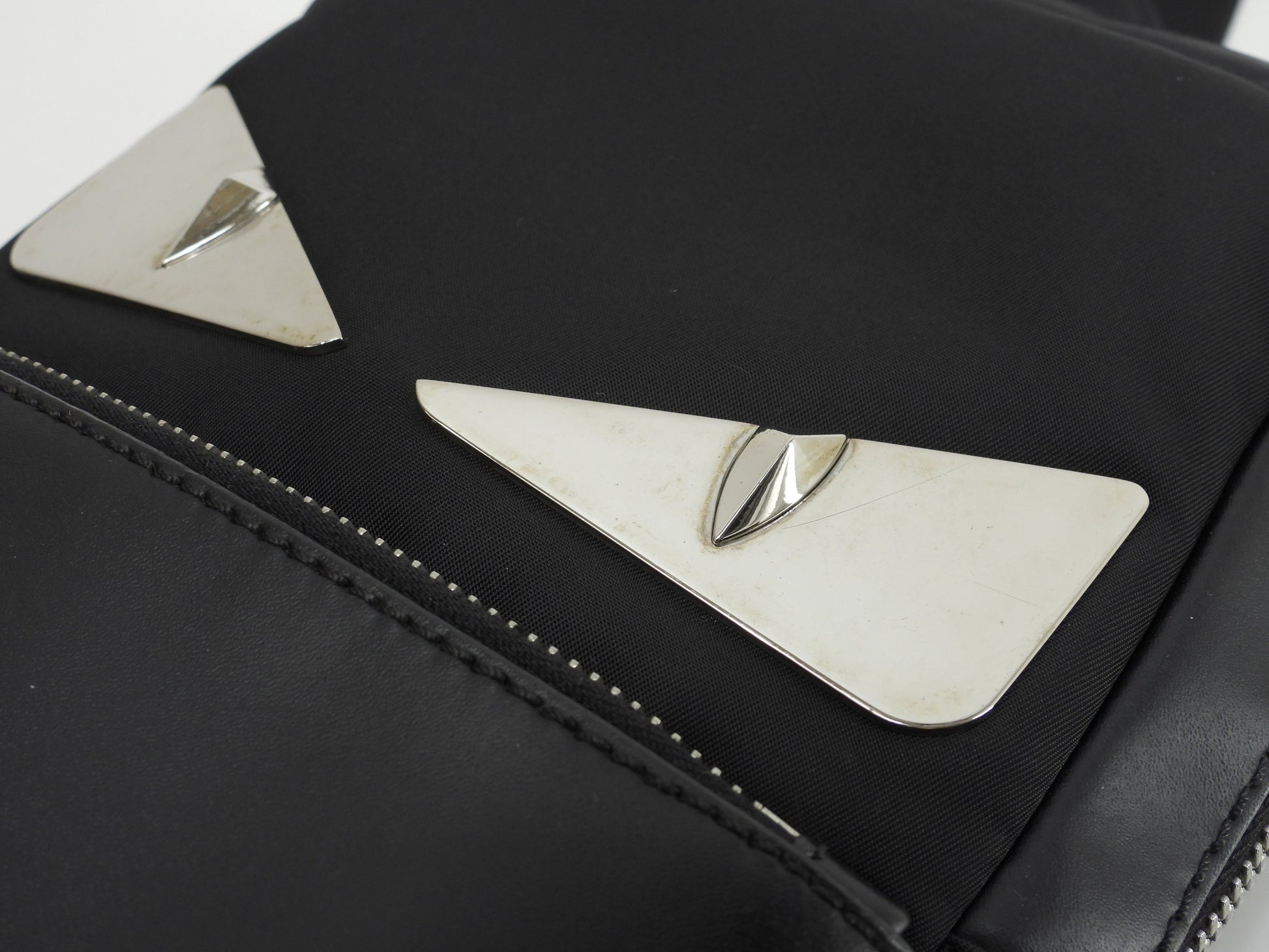 Fendi marsupio mostro in nylon e pelle nero, hardware color argento, ottime condizioni @ 64