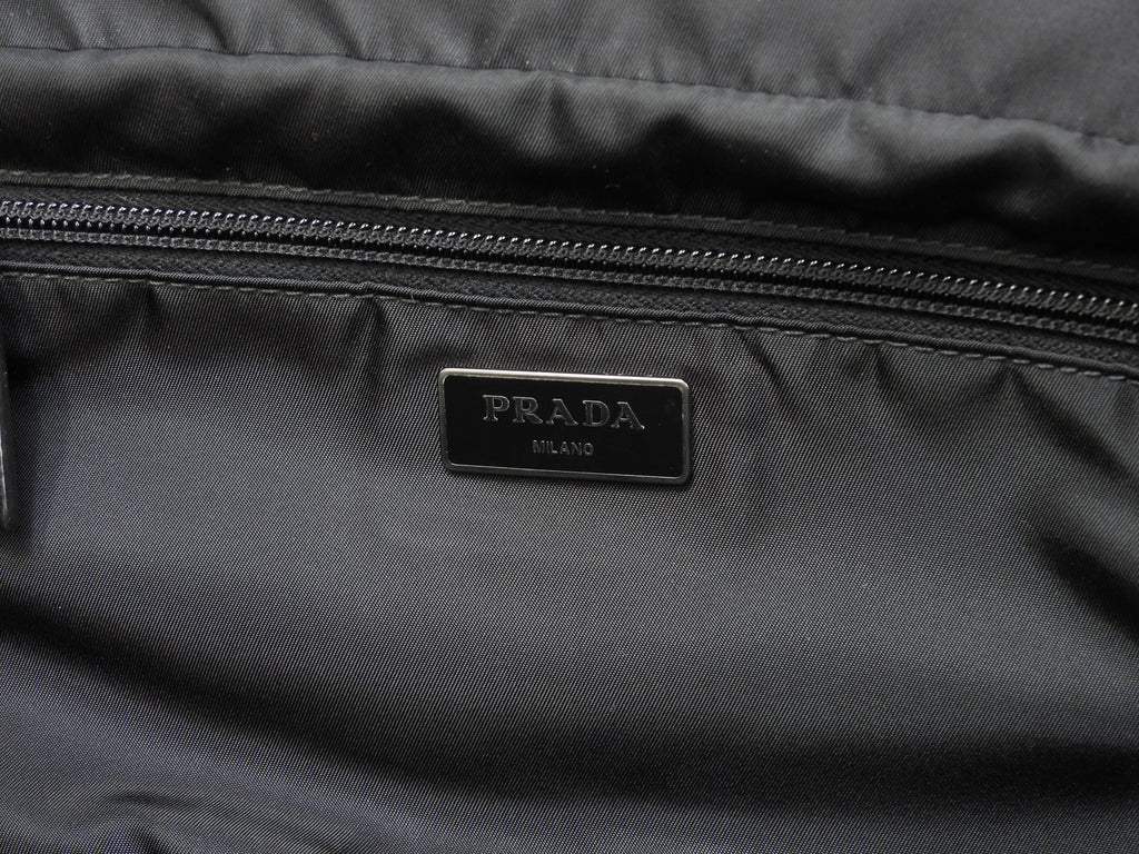 Prada Borsa a tracolla mimetica Tessuto nero/grigio/blu navy Borsa a tracolla/marsupio in condizioni eccellenti @58/C164