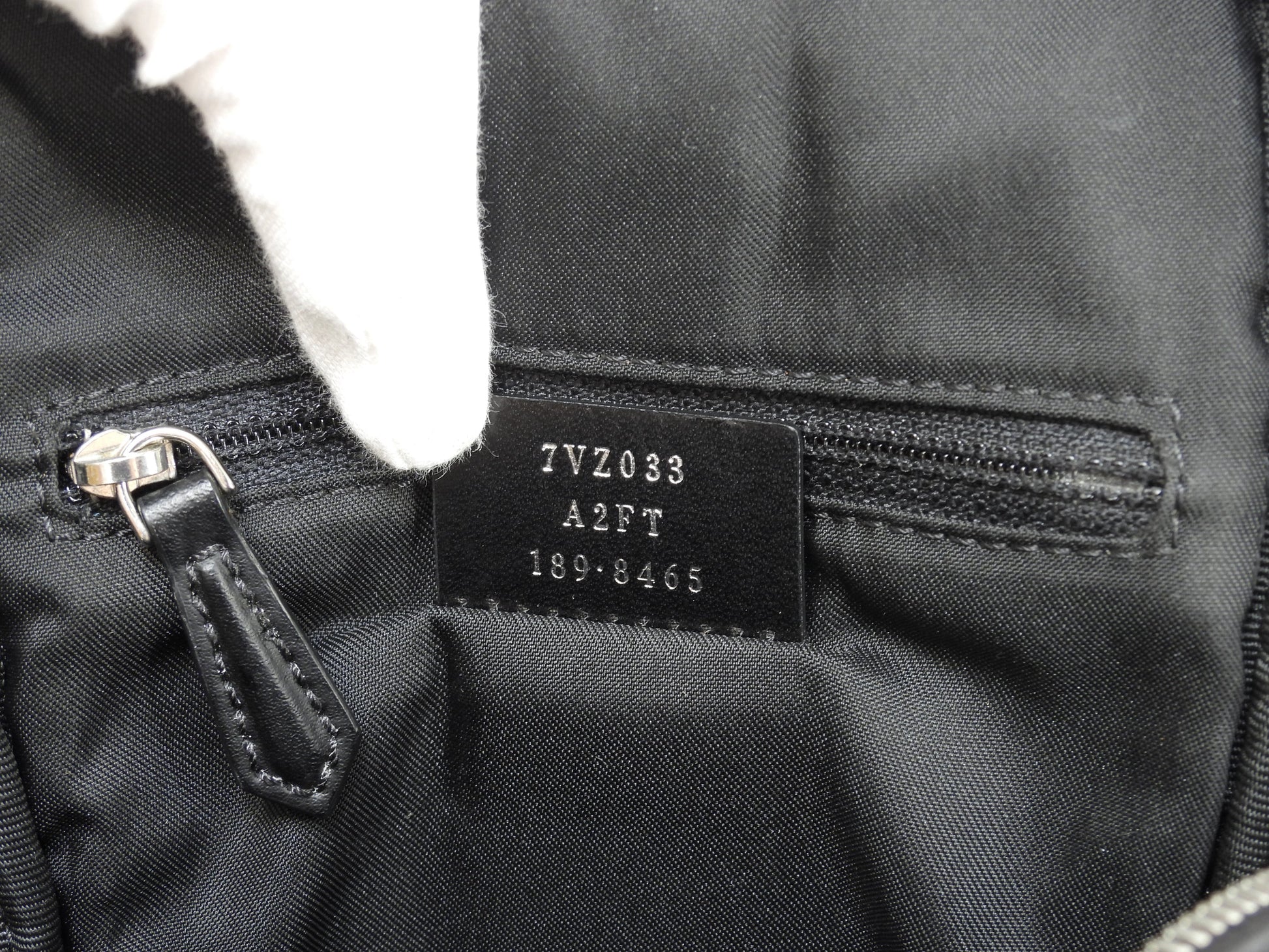 Fendi marsupio mostro in nylon e pelle nero, hardware color argento, ottime condizioni @ 64