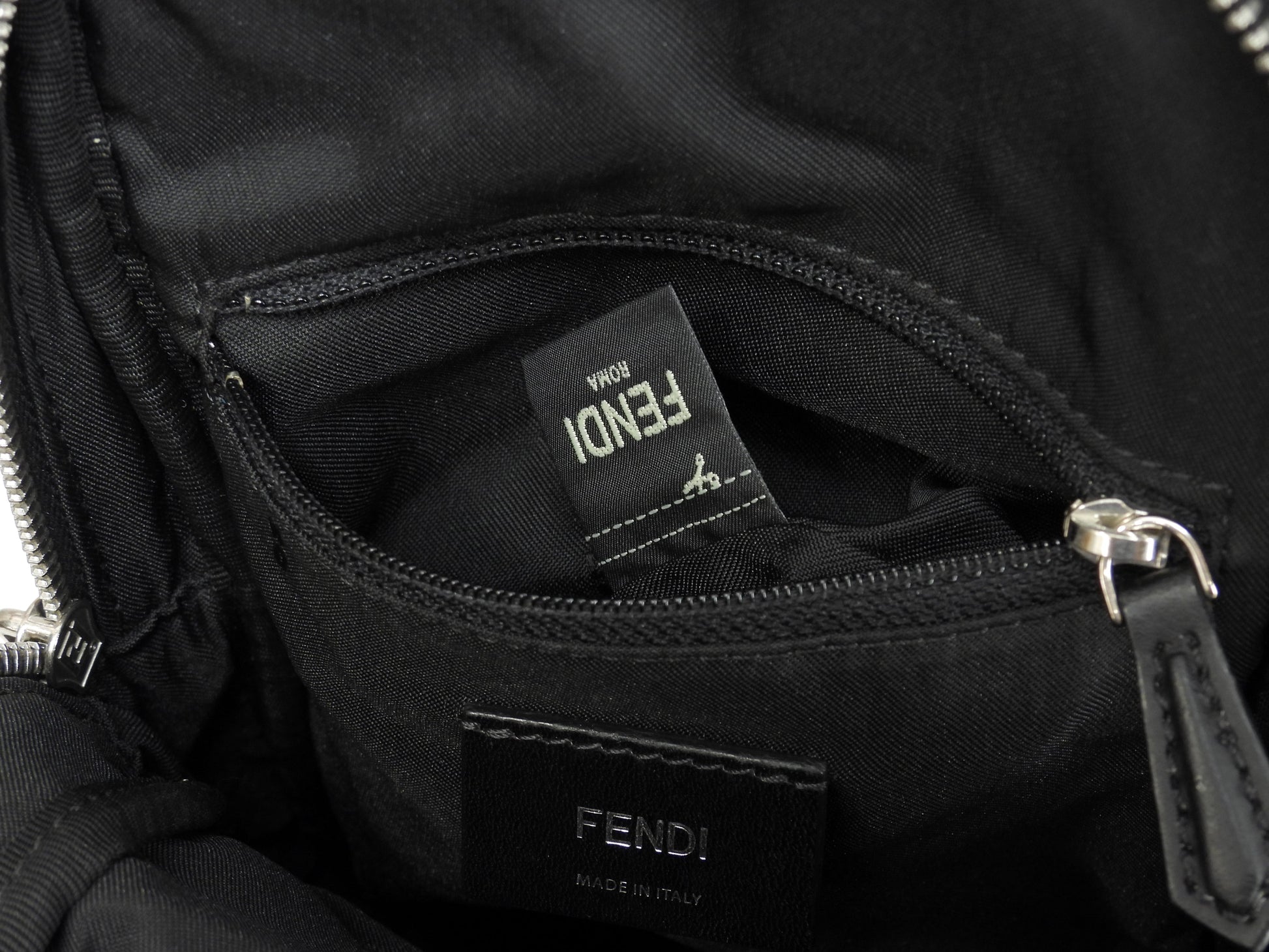 Fendi marsupio mostro in nylon e pelle nero, hardware color argento, ottime condizioni @ 64