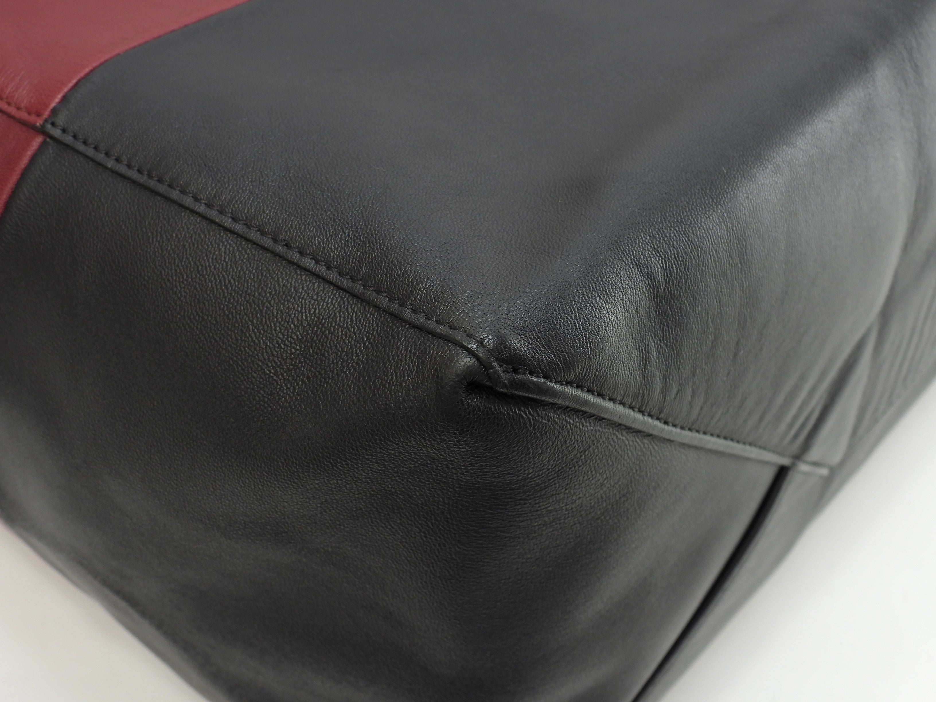 Celine Cabas Horizontal, borsa a spalla grande, tote, in pelle bordeaux e nera @F-UP-0132