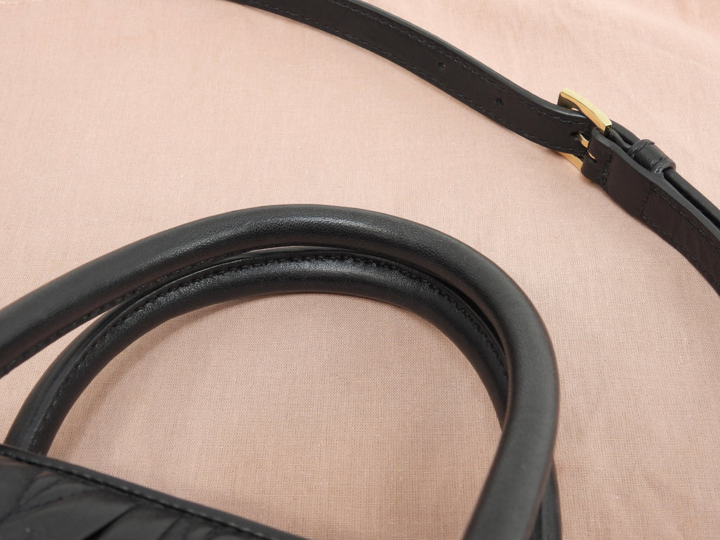 Borsa a mano Miu Miu mini con tracolla, pelle nera Matelassé, tote, pochette, condizioni eccellenti @198/B