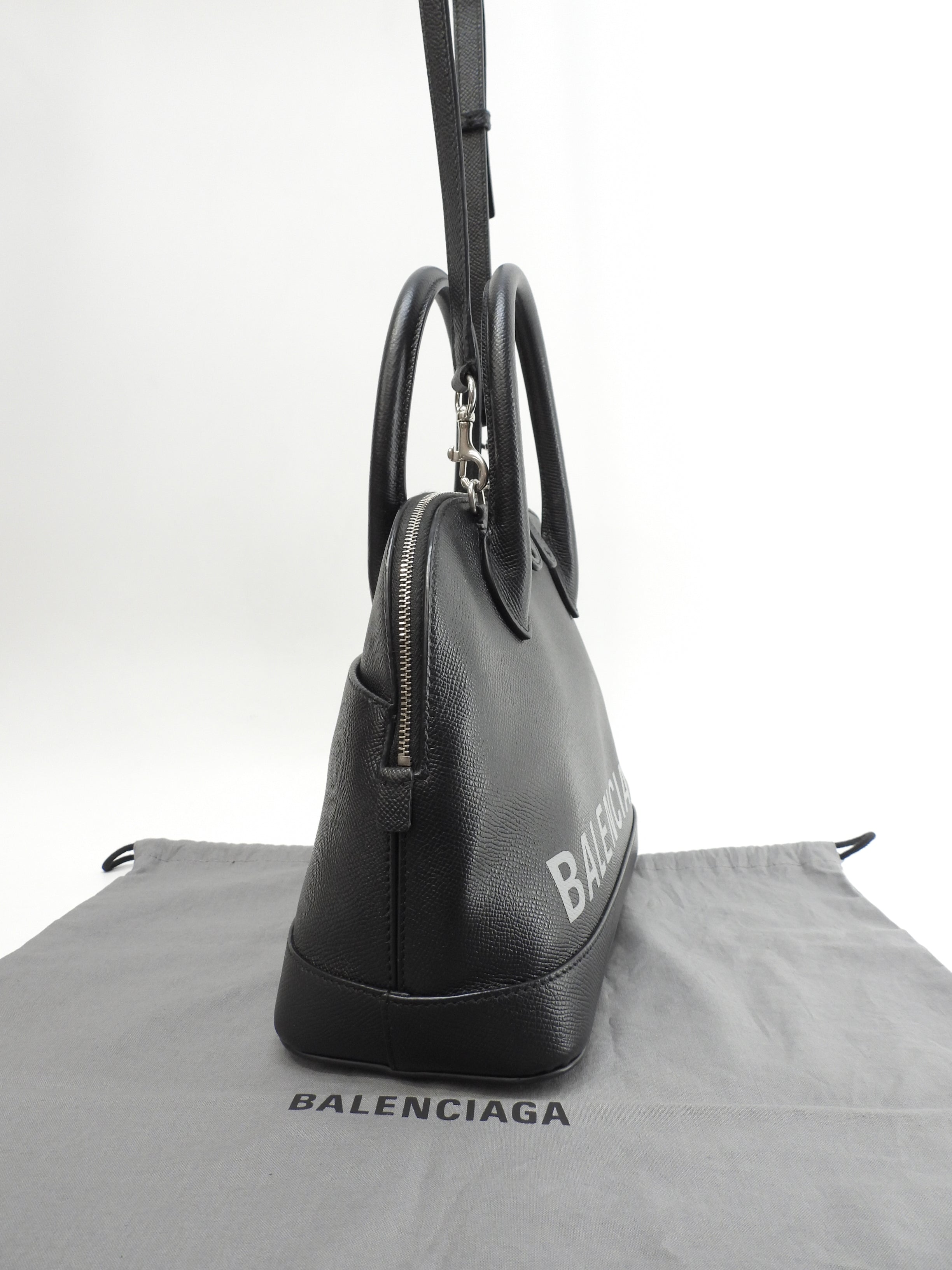 Balenciaga Borsa a mano S in pelle nera con logo grigio e tracolla staccabile, pochette, ottime condizioni @ 49