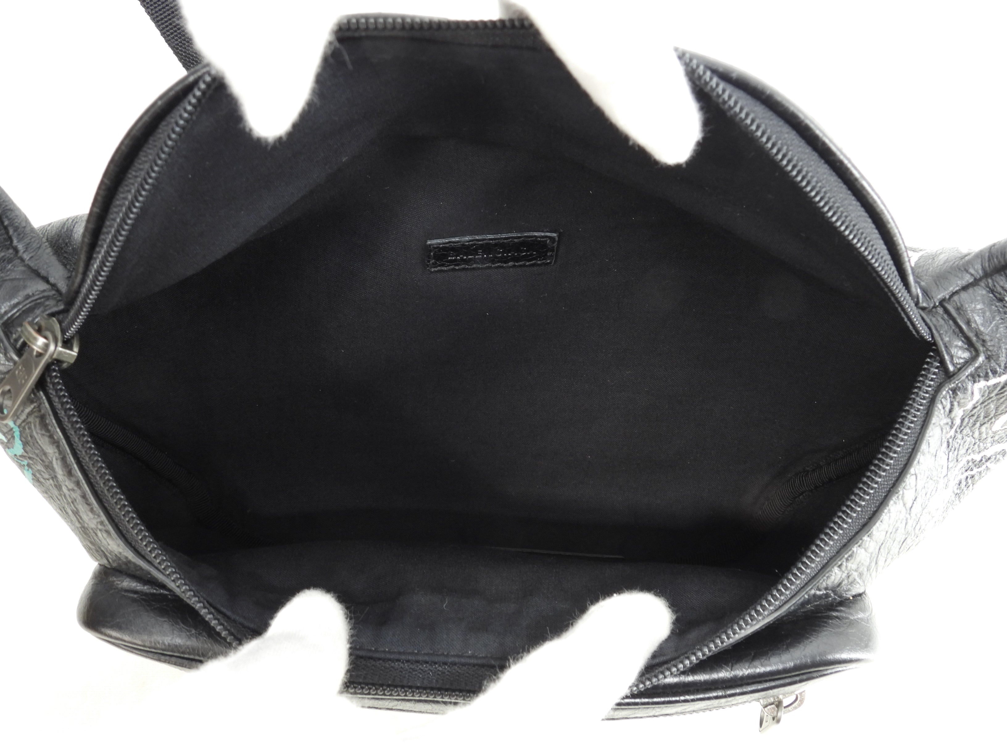 Borsa a tracolla Balenciaga Belt Bag Graffiti in pelle nera, ottime condizioni @ 10