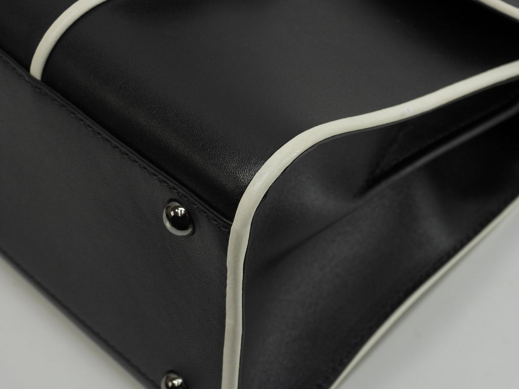 Borsa Delvaux Brillant Mini in pelle, nera e bianca, modello pochette, a tracolla, in ottime condizioni, @ 351