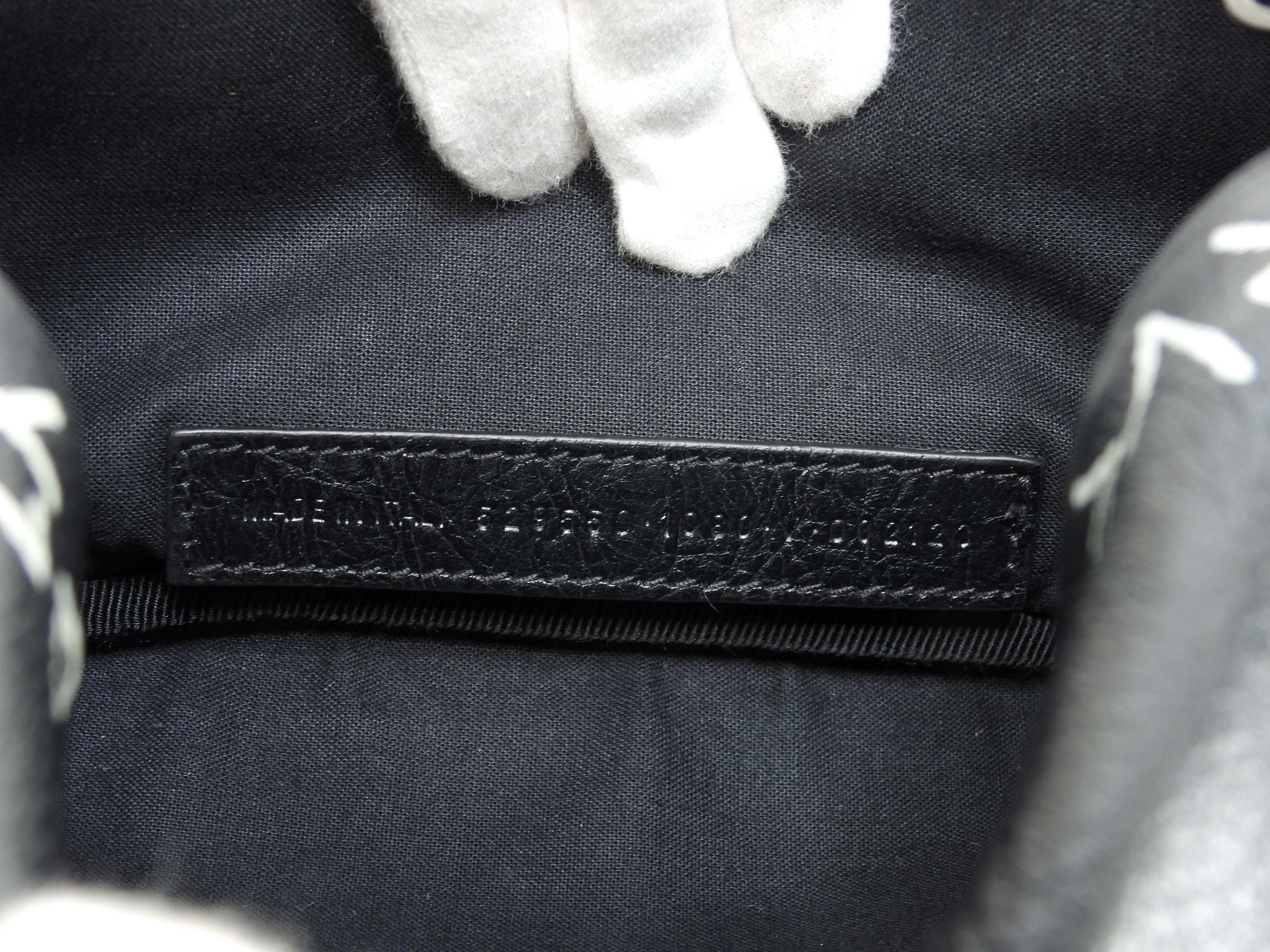 Borsa a tracolla Balenciaga Belt Bag Graffiti in pelle nera, ottime condizioni @ 10